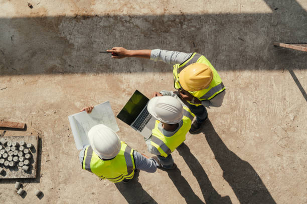 Best Concrete Contractor Near Me  in Kaukauna, WI