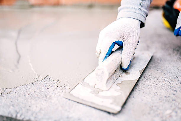 Best Concrete Sidewalk Installation  in Kaukauna, WI